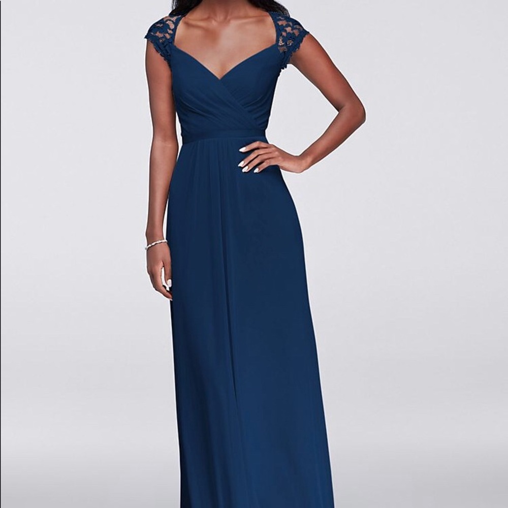 David’s bridal Marine Lace shoulder Dress